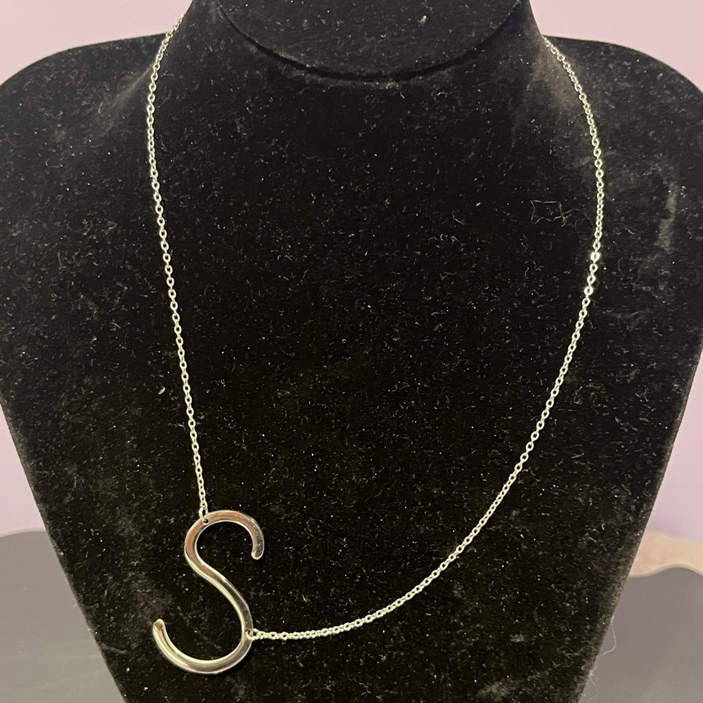Silver tone S initial necklace. Approximately 18” long. EUC. - Picture 2 of 5